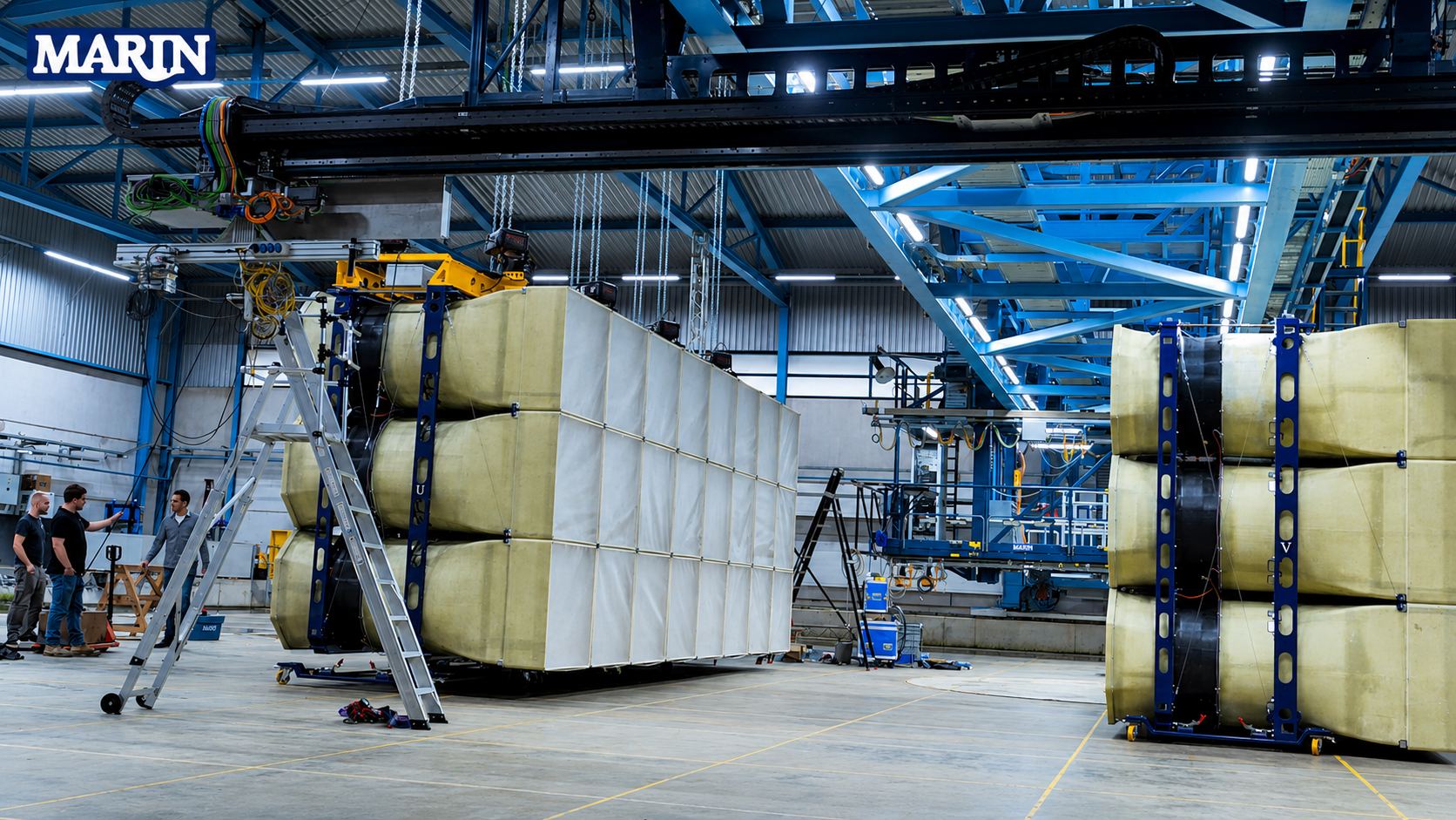 Ventiladores industriales durante pruebas de ambiente marino